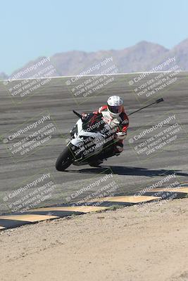 media/Oct-13-2025-Moto Forza (Mon) [[a66d839500]]/4-C Group/Session 2 (Bowl)/